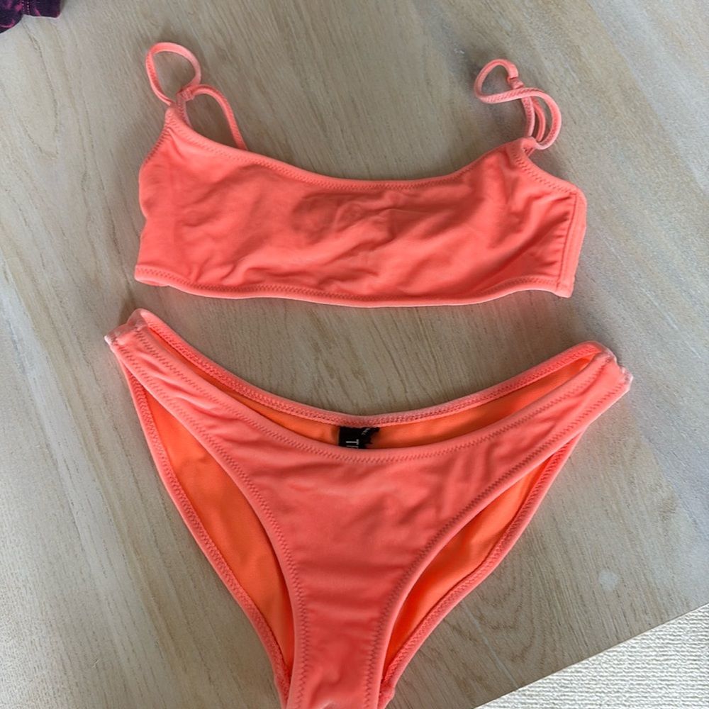 peach triangl swimsuit!! great condition only worn a few times!